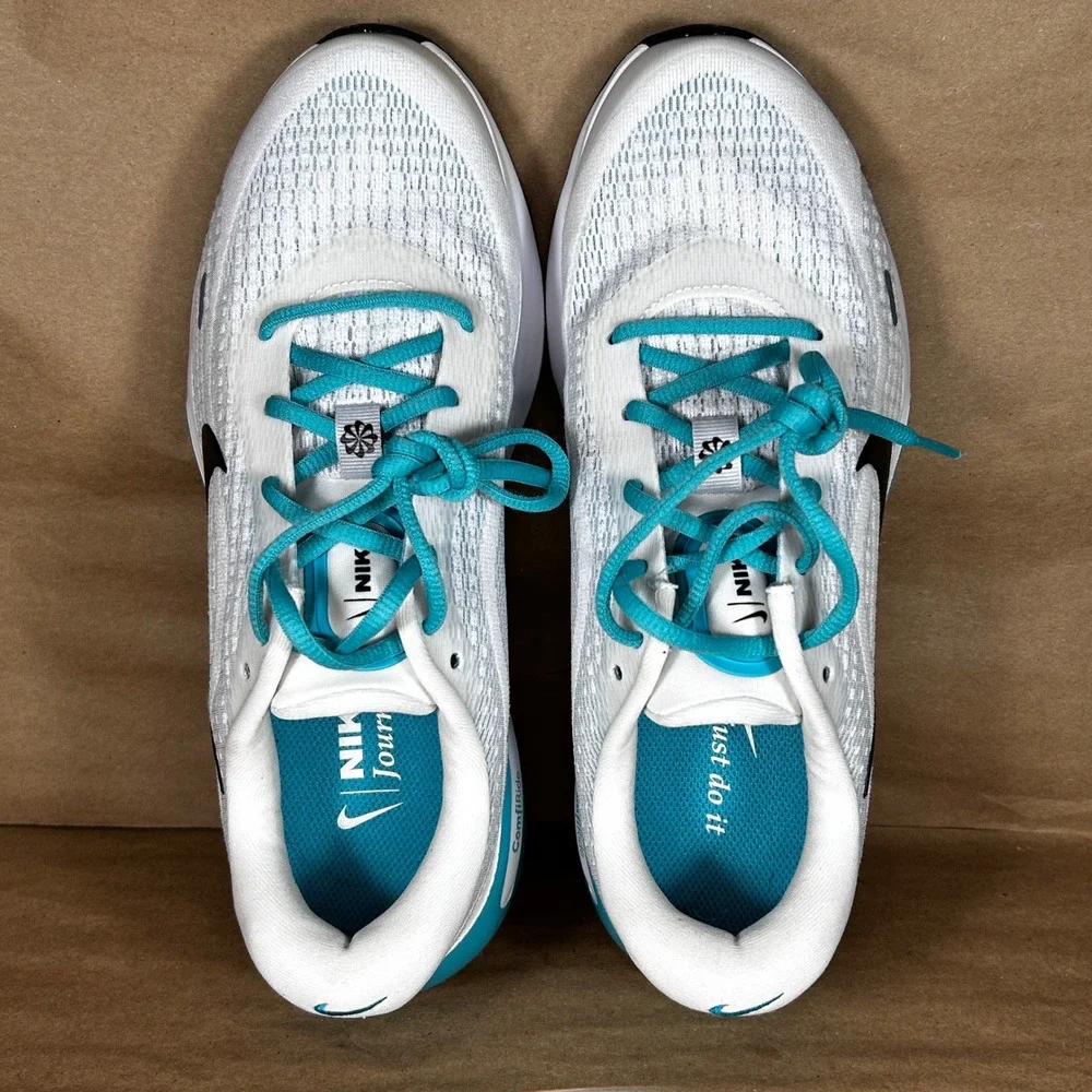 Nike‎ Journey Run Womens Size 7.5 Running Shoes White Teal Black FN0228-105